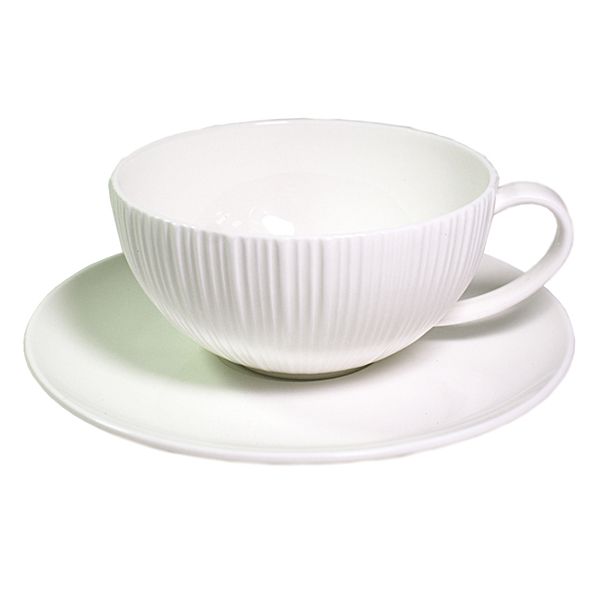Чашка с блюдцем Fissman Elegance White 250 мл SC-9383.250